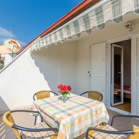 Tily Trogir
