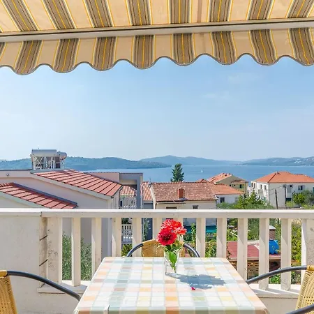 Tily Trogir