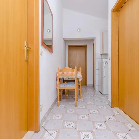 Tily Apartment *