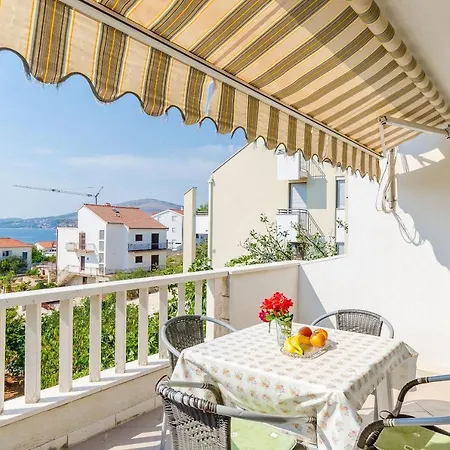 Apartment Tily Trogir