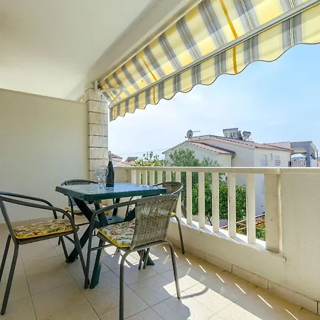 Tily Apartment Trogir